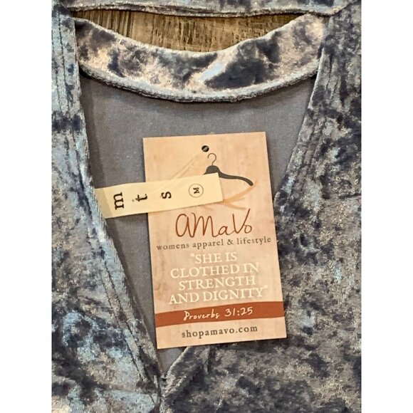 MTS Womens Blue Velvet Shirt Size Medium Pendulum Bottom Peep Open Back NWT - Picture 5 of 11